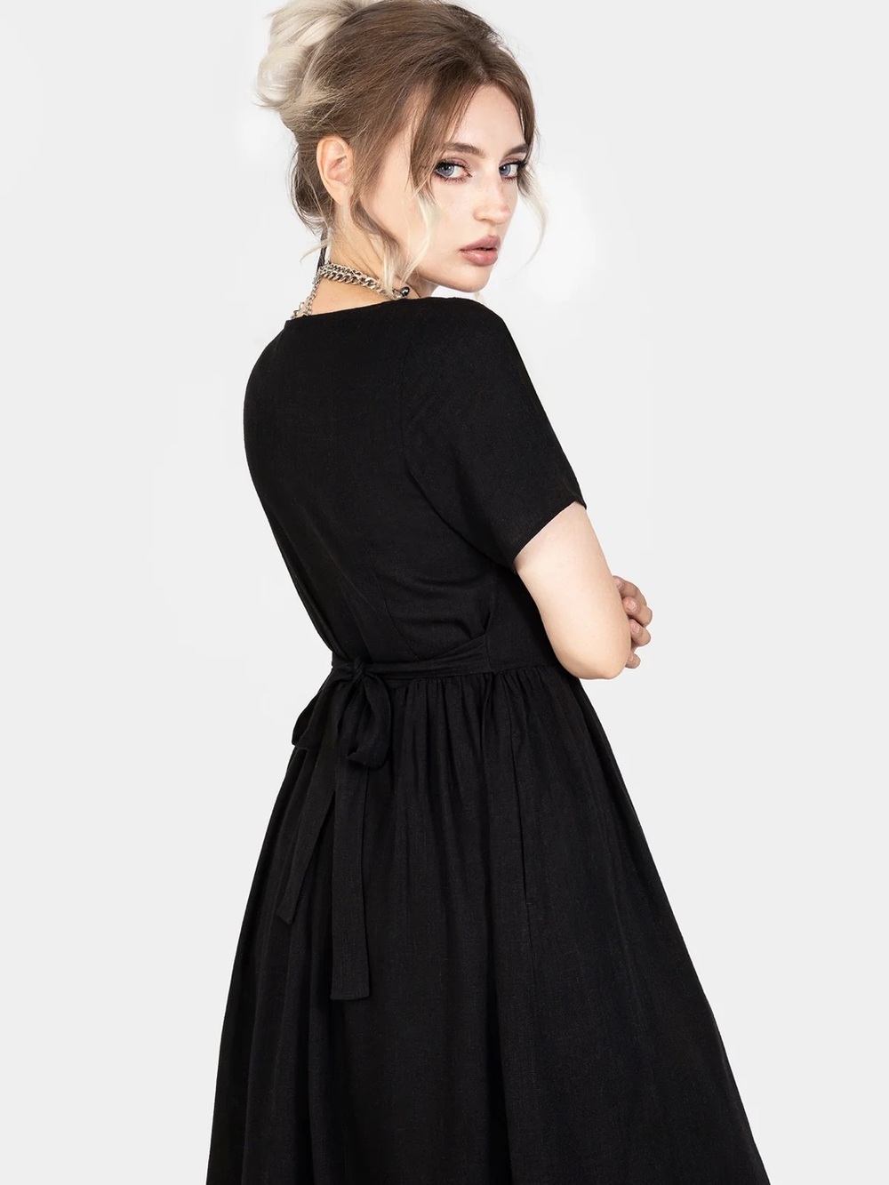 Disturbia Rowan Linen Button Up Midi Dress - Picture 3 of 7